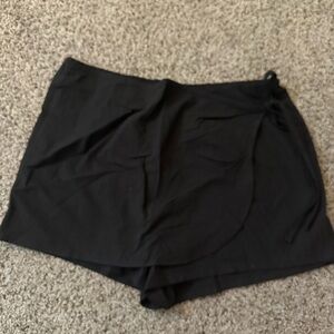 Elegant Black Mini Skirt